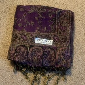 Pashmina shawl with fring wrap
